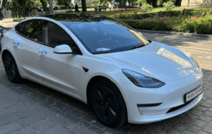 Tesla do ślubu, Tesla 3 wynajem okolicznościowy z kierowcą