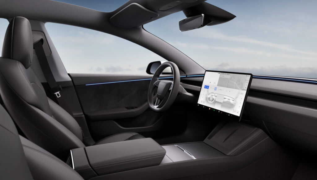 Tesla do ślubu, Tesla 3 Highland wynajem okolicznościowy z kierowcą
